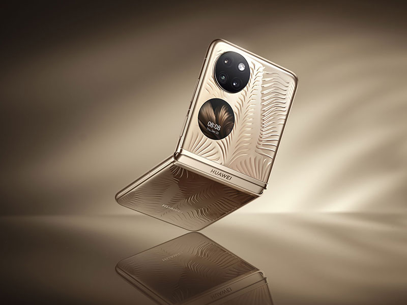 هاتف HUAWEI P50 Pocket القابل للطي يكسر قوالب تصميم الهاتف التقليدي